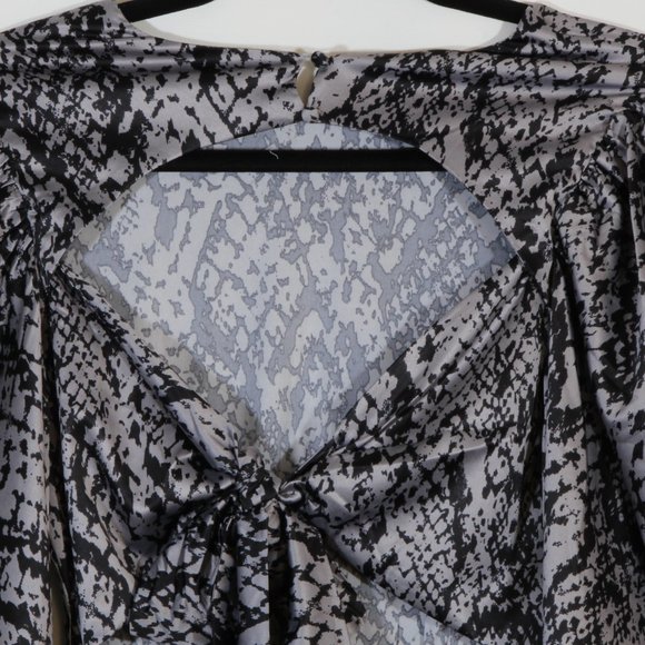 Forever 21 Snakeskin Black Gray Reptile Print Asymmetrical Maxi Dress Size Small - Picture 8 of 11